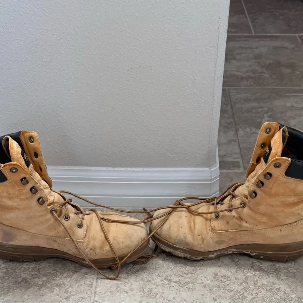 Wolverine Beige Leather Lace-Up Boots